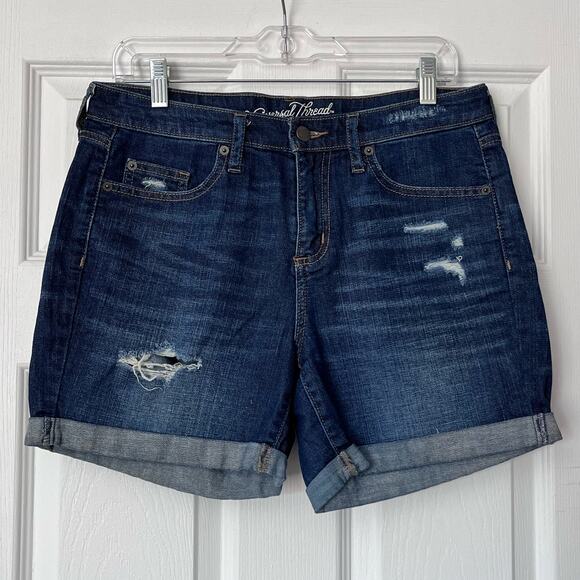 Universal Thread Mid Rise Boyfriend Short - Size 6 / 28R - Picture 1 of 10